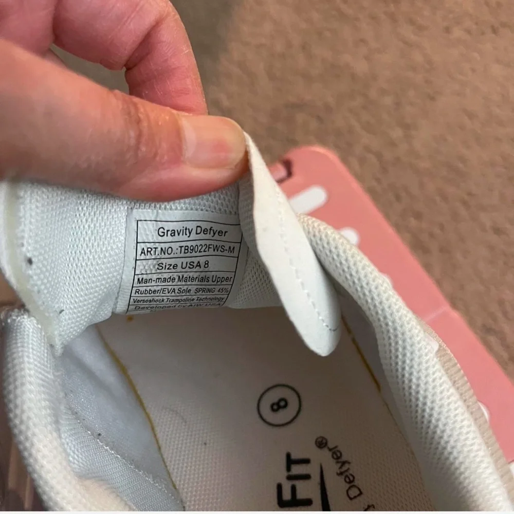 Authentic GRAVITY DEFYER ION ATHLETIC SHOES